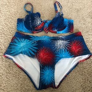 Firework print bikini with high waist